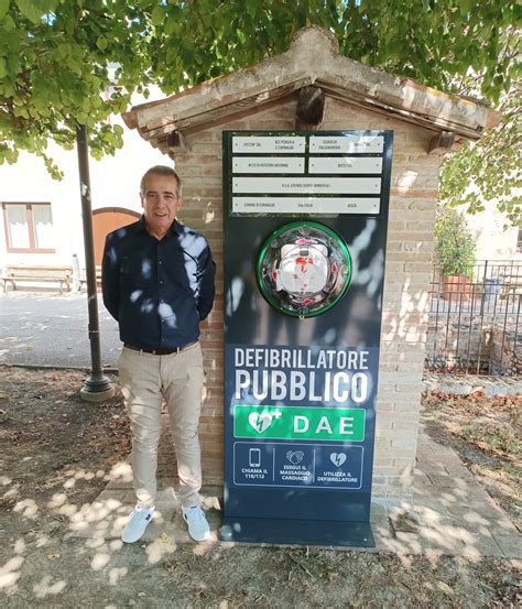 Corinaldo città cardio protetta Installati tre totem con