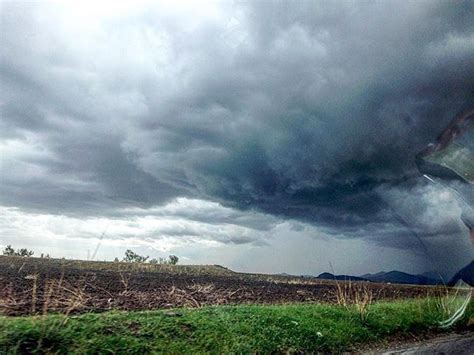 Maltempo Ciclone Al Sud Freddo Invernale E Mare In Tempesta Iniziano