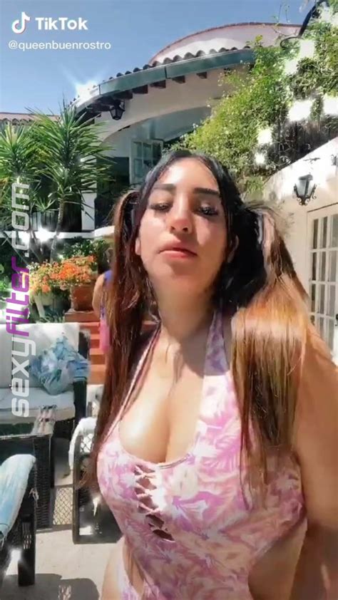 Sexy Ana Daniela Martínez Buenrostro in Floral Bikini sexyfilter