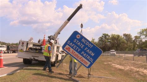 DOT works to repair damaged road signs after Florence - WWAYTV3