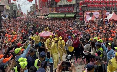 白沙屯媽祖、山邊媽祖鑾駕抵達北港朝天宮 數十萬信徒齊聲高喊「進哦！」