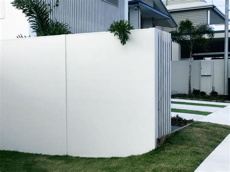 Refine Your Outdoors With A Retaining Wall Fence | ModularWalls