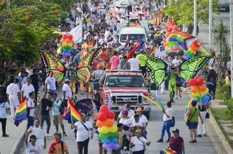 Así Se Vivió La Marcha Por El Orgullo Gay En Cancún Foto Poresto