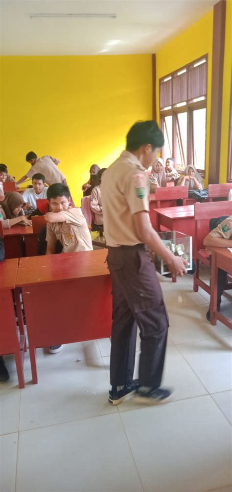 Peduli Kemanusiaan UPZ SMAN 1 Sungai Raya Kabupaten Kubu Raya Galang