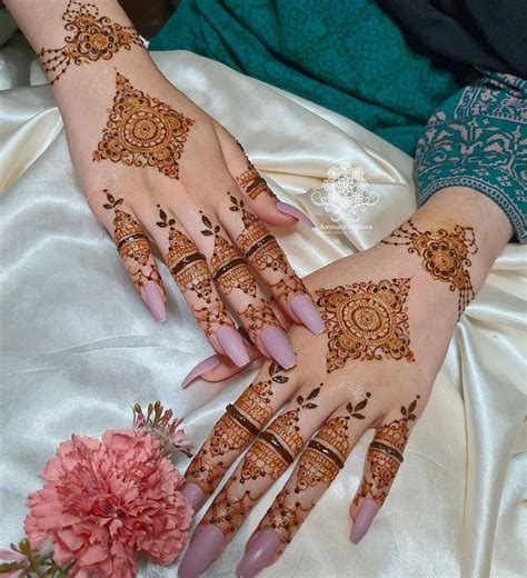 Bridal Henna Artist Ammaras Instagram Post Due To University My