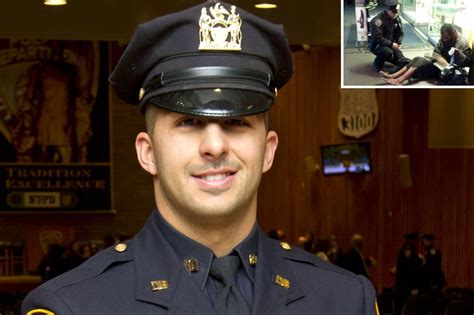 Cop Who Bought Homeless Man Boots Promoted