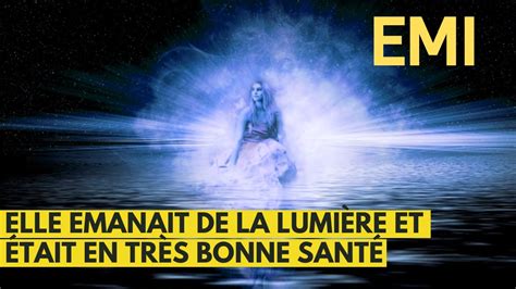 Emi Elle A Flott Au Dessus De La Mer Et A Vu Sa S Ur D C D E