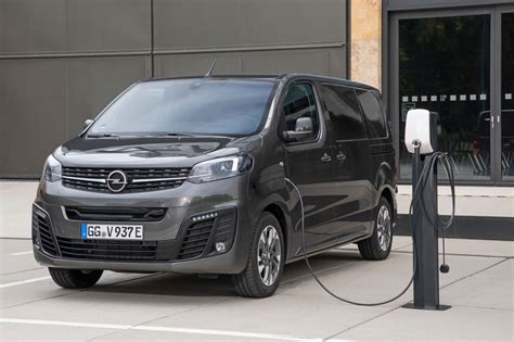 Opel Vivaro Elettrico LE NOSTRE PRIME IMPRESSIONI DI GUIDA