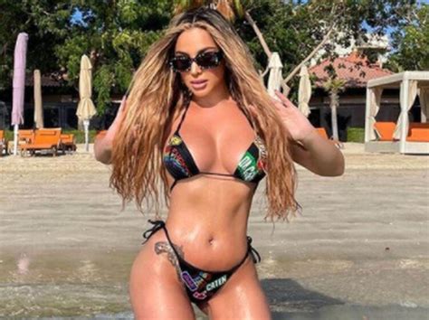 6 Hot Sexy Maya Berovic Bikini Pics