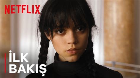 Wednesday İlk Bakış Netflix YouTube