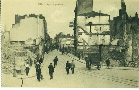 Lille Guerre Rue De B Thune Carte Postale Ancienne Et