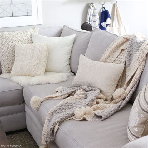 How To Choose Throw Pillows For A Gray Couch The Diy Playbook