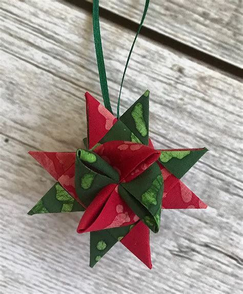 Fabric Folded Star Ornaments Quilting Digest