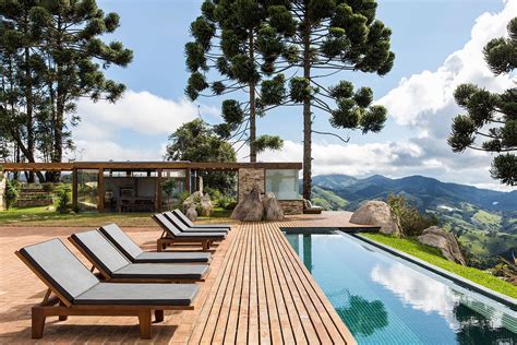 Casas Casa da Montanha Charme e Abundância em Projeto Único Casas