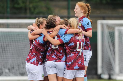 Burnley Fc Women Nets One Million Views Of Its Tiktok Lives Tiktok