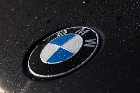 Bmw Logo Black Background