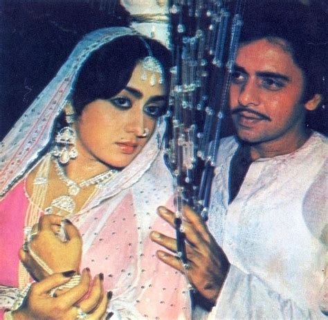 Pin By Harshita Prashar On Legends Vinod Mehra Vintage Bollywood