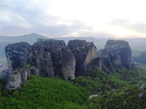 Meteora sunset tour | travelpassionate.com