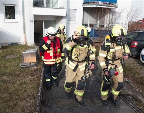 Vor Eintreffen der Feuerwehr Bewohner löscht Brand in Bornheim