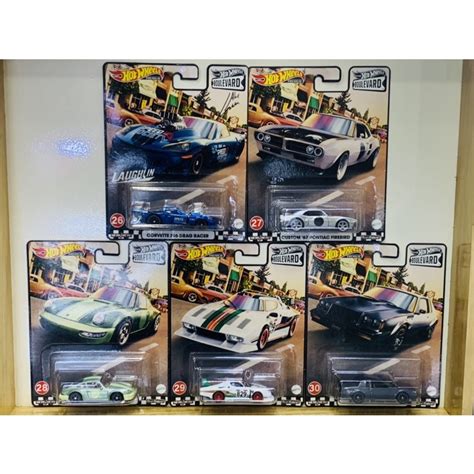 Hobby Store Hot Wheels Premium Boulevard Model Car Retail Set Corvette Z Pontiac
