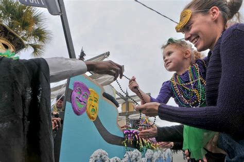 Tybee Hosts Annual Mardi Gras Parade