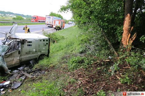 Bilder Von Schwerer Unfall Auf A Zwischen Geiselwind Und Schl Sselfeld