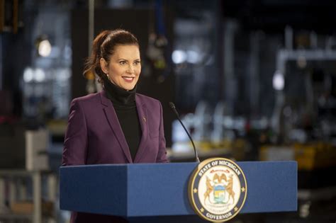 Whitmer Calls For Tax Cuts Historic Education Funding And Bipartisan