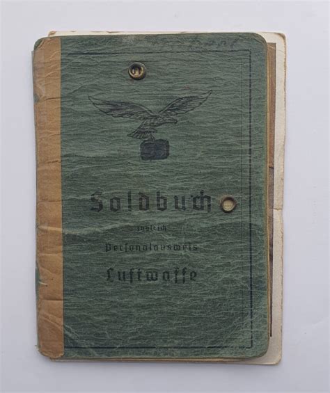 Luftwaffe Soldbuch WO2MILITARIA WO2 MILITARIA WW2 MILITARIA