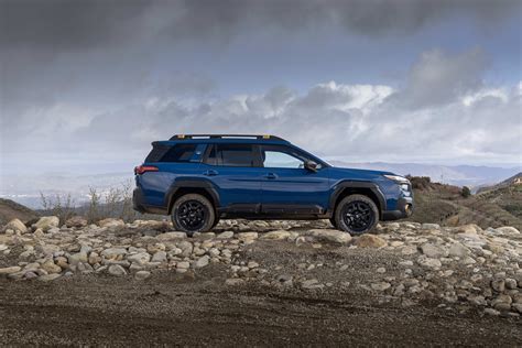 2026 Subaru Outback Revealed: the Boxer Gets Boxier - Autoblog