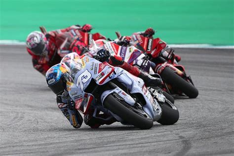 Sprint Race Motogp Malaysia Alex Marquez Menang Martin Kurangi Gap