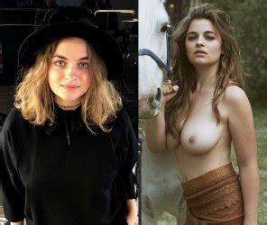 Emily Bloom Bottomless Porn Pic