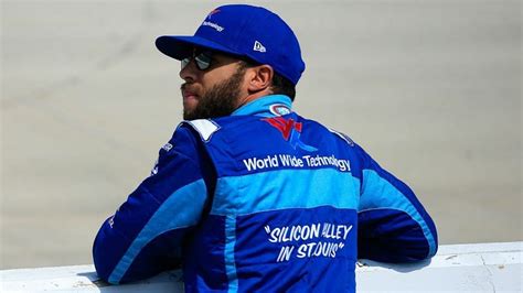 Nascars Bubba Wallace Breaks Down In Tears Addressing Battle With