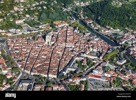 Villefranche De Rouergue Vue A Rienne Banque De Photographies Et D