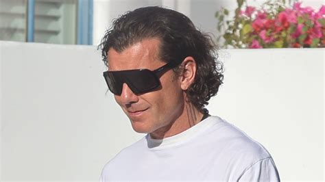 Gwen Stefani S Ex Husband Gavin Rossdale Goes Public With New Girlfriend And Fans Say She S