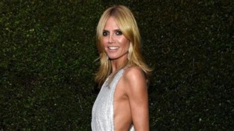 Heidi Klum Semidesnuda En Una De Las Fiestas Post Oscar