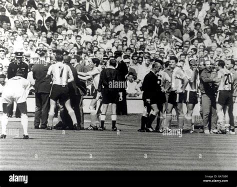 Soccer - World Cup England 66 - Quarter Final - England v Argentina ...