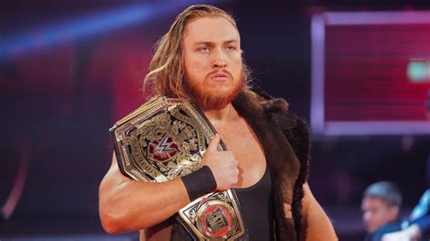 Pete Dunne vs. WALTER - WWE United Kingdom Championship Match: photos | WWE