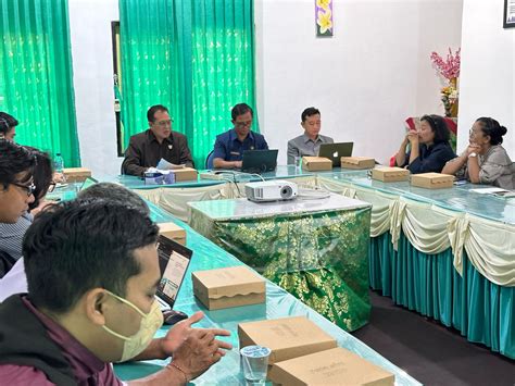 Rapat Senat Fakultas Hukum Dan Ilmu Sosial Undiksha Periode Bulan Maret