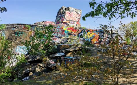 Quincy Quarries Reservation A Multi Colored Open Air Museum Of Sorts