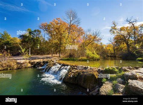 Sunny view of the Little Niagara Falls of Chickasaw National Recreation ...