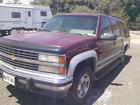 Find Used 1993 Chevrolet K1500 Suburban Silverado Sport Utility 4 Door 57l In Kelseyville