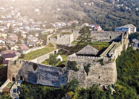 Tvr Ava U Jajcu Dragulj Bosne Koji Se Mora Posjetiti