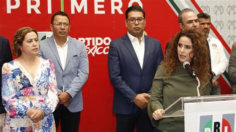 Nancy De La Sierra Es La Carta Del Pri Para La Gubernatura Néstor Camarillo Ambas Manos