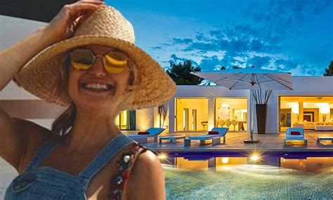 Mansion Where Kate Hudson Wore Bikini Cost K A Week Daily Mail Online