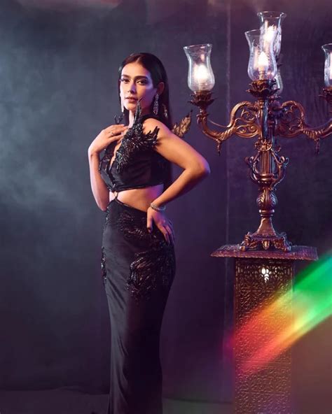 Runway 34 Actress Aakanksha Singh Hot Cute Pictures Bollywoodfever