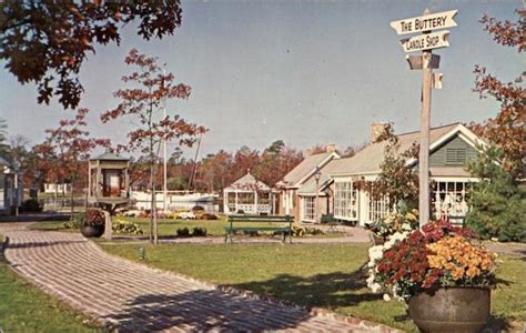 Village Shops Smithville, NJ