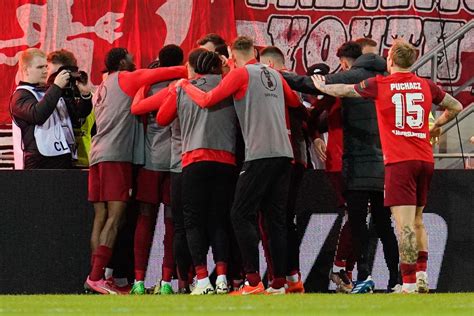 Puchacz Z Asyst Kaiserslautern Zagra W Finale Dfb Pokal