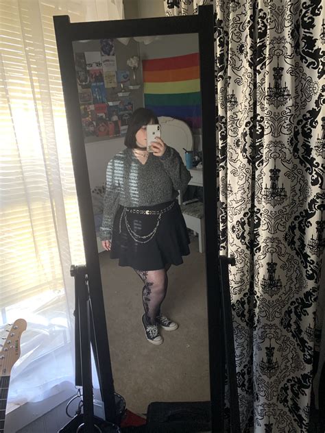 Grunge Alt Thrifted Emo Egirl Plus Size Fashion Plus Size E Girl Looks