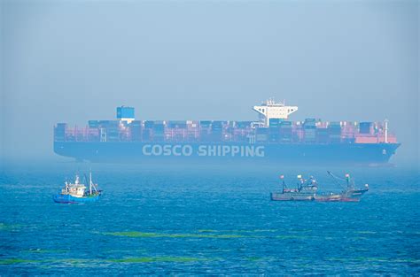 Chinas Cosco Is Latest Shipping Giant To Halt Red Sea Route Amid