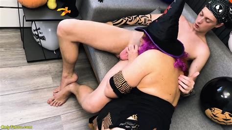 Milf Embarazada Disfruta Del Placer Anal